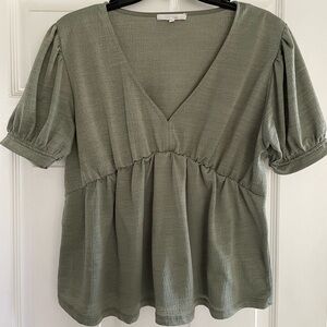 Francesca's Green Puff Sleeve Top XL